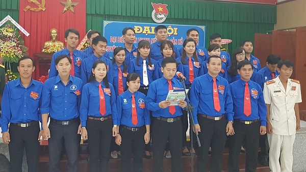 Đoàn đại biểu dự Đại hội Đoàn Tỉnh Bến Tre lần thứ X NK 2017 - 2022.jpg
